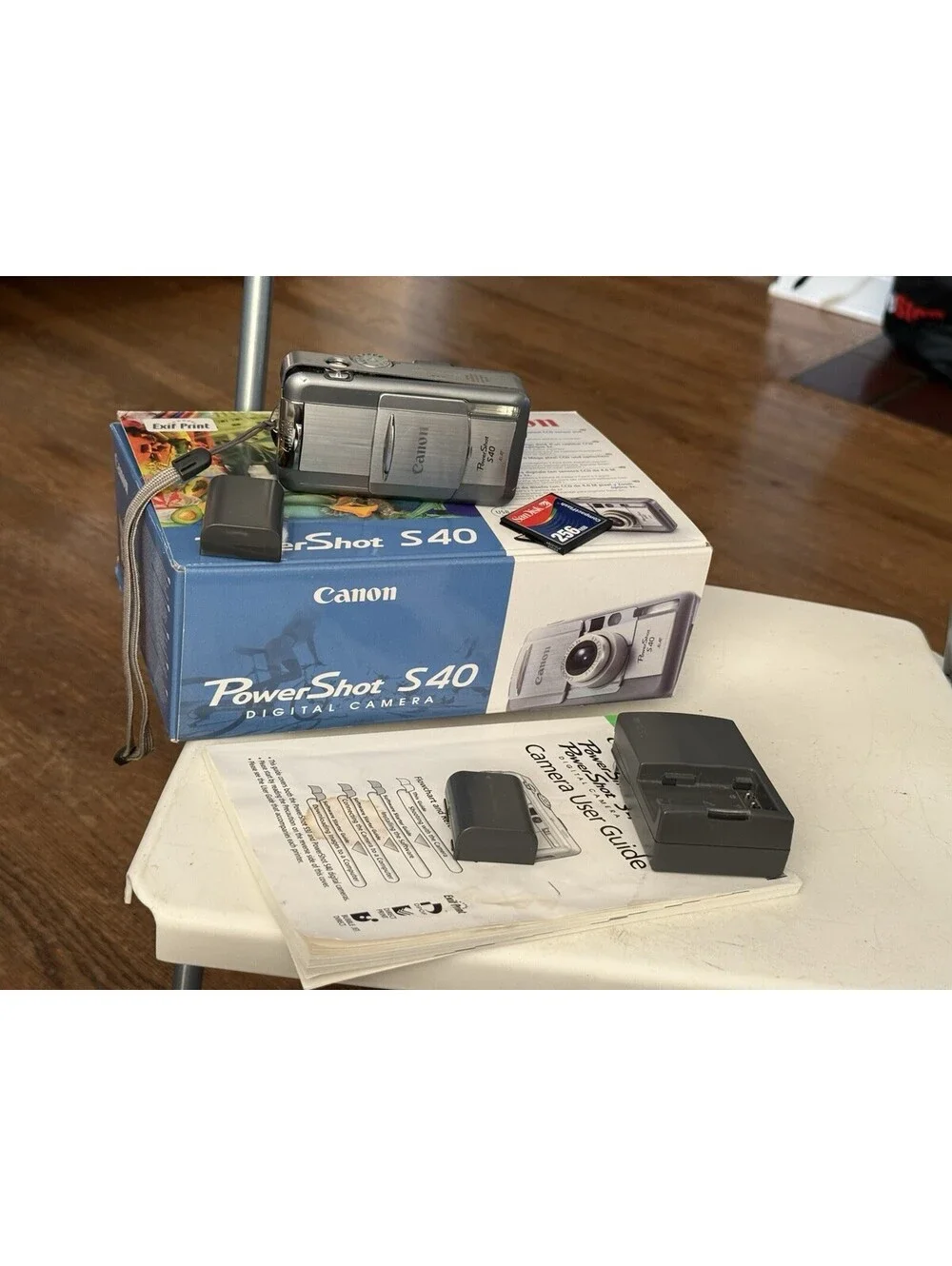Canon PowerShot S40, W/box, Memory Card , Charger Battery , Manual , Working
